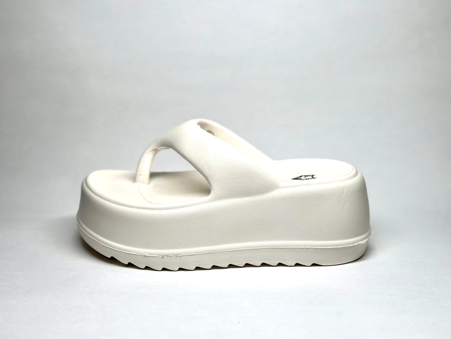 WOLFF | LONDON White High Heel Flips